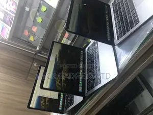 Laptop Apple MacBook Air 2020 8GB Intel Core I3 SSD 256GB