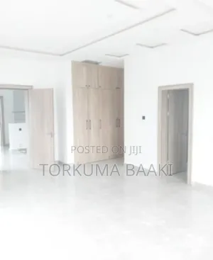 4bdrm Townhouse / Terrace in Jahi Gilmore for rent