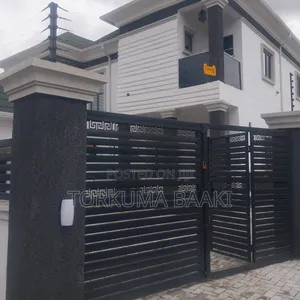 3bdrm Duplex in Manreng Estate, Life Camp for sale