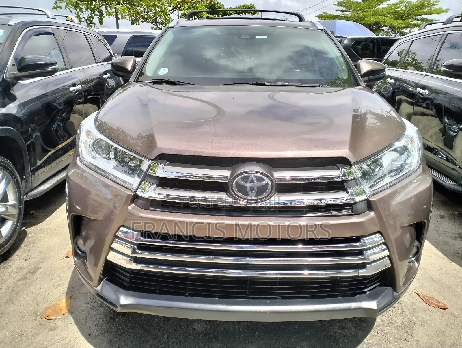 Toyota Highlander 2017 Brown