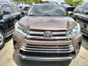 Toyota Highlander 2017 Brown