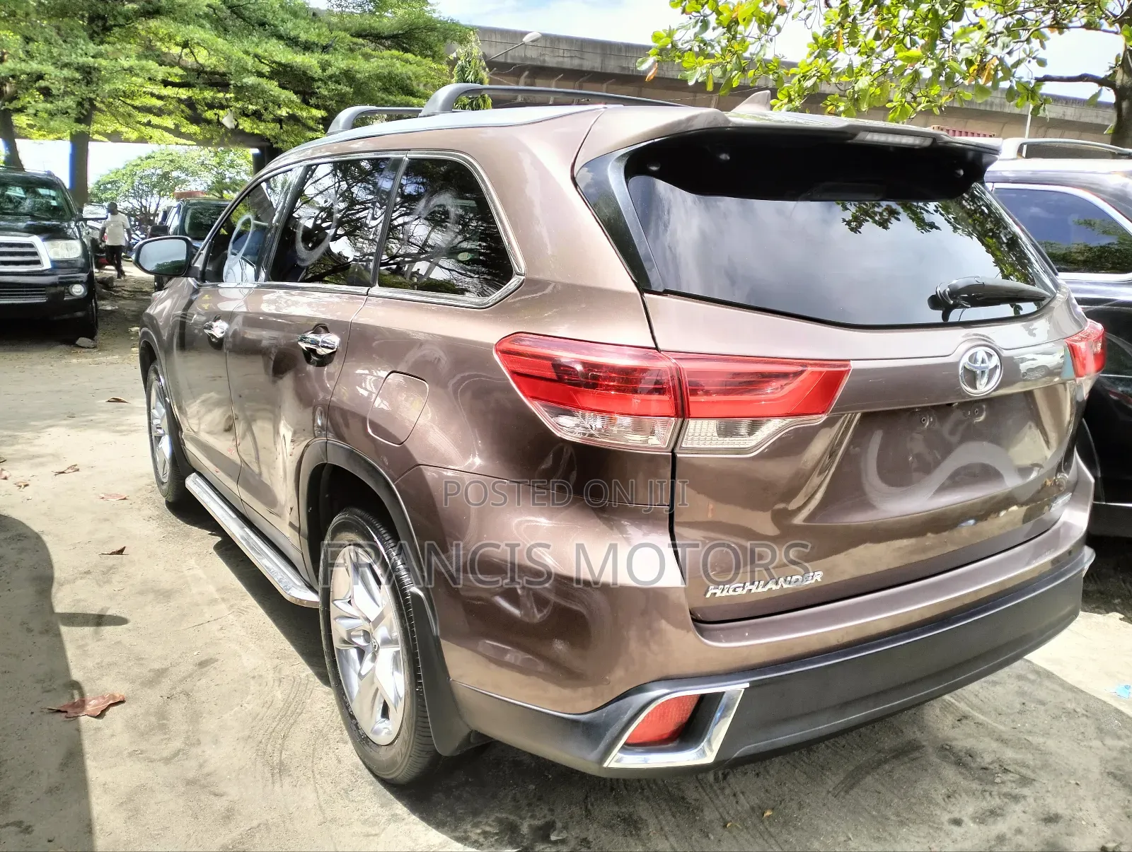 Toyota Highlander 2017 Brown