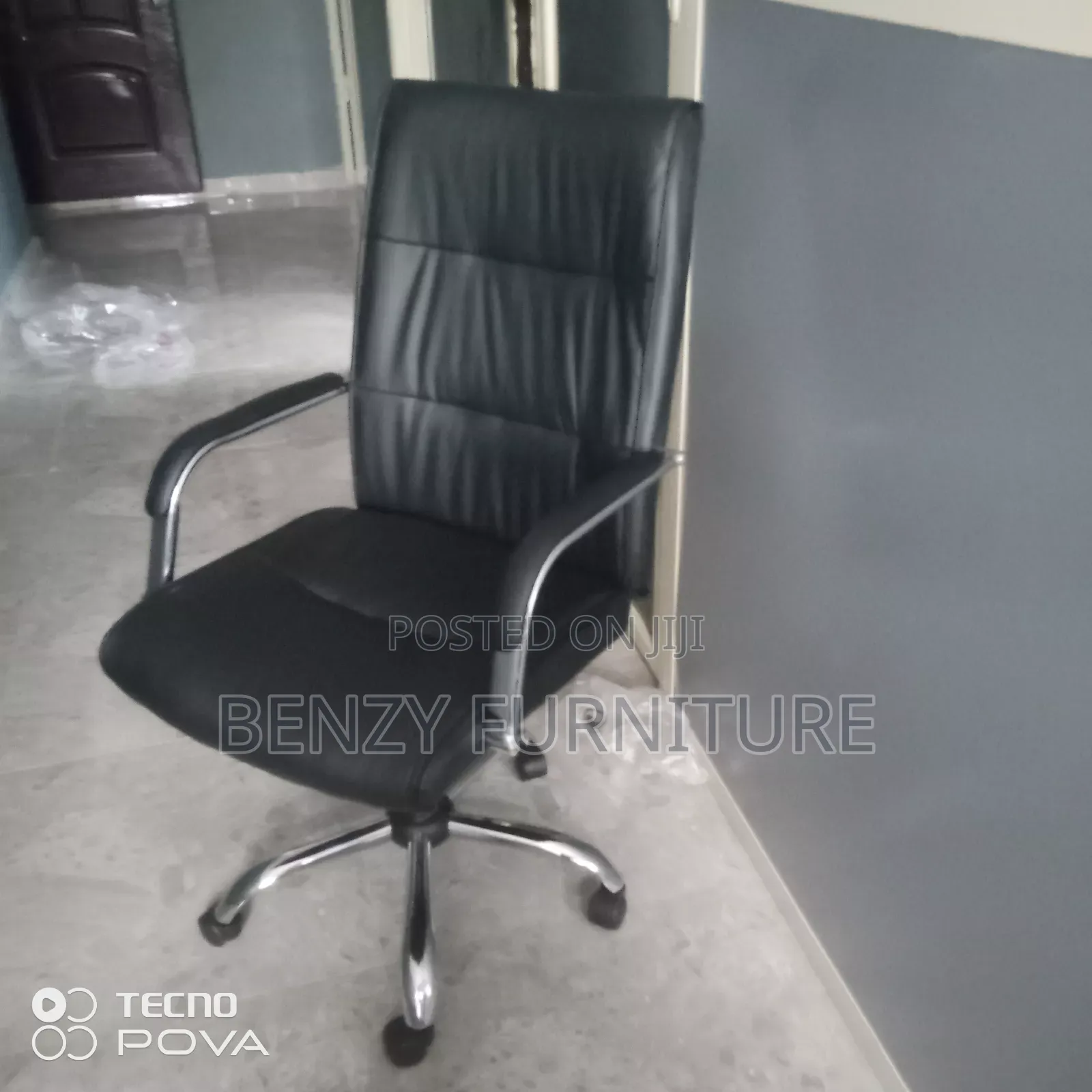 107 Visitor Chair