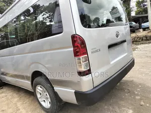 New Toyota HiAce 2010 Silver