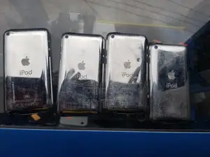 Apple iPod 4th Generation 8gb 32gb