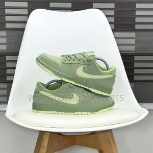 Nike Dunk Low Premium Olive Aura