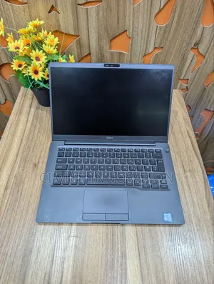 Laptop Dell Latitude 7300 8GB Intel Core I5 SSD 256GB