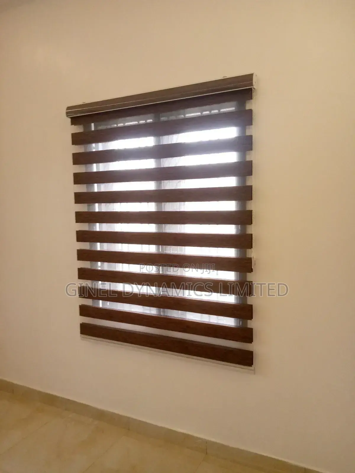 High Quality Window Blind (Free Delivery)
