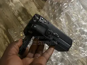 Canon EOS R5 R6 R5c Battery Grip
