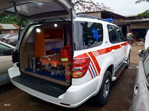 Ambulance Builder