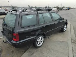 Volkswagen Golf 2.0 Variant 2004 Black