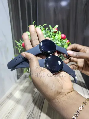 Google Pixel Watch 2 New Condition Matte Black Colour