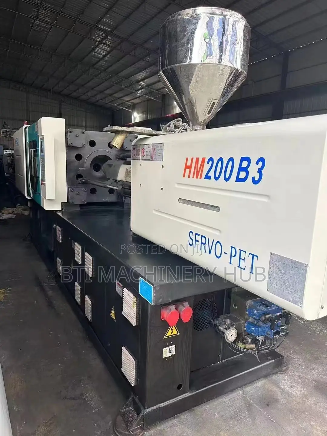 Plastic Injection Molding Machine