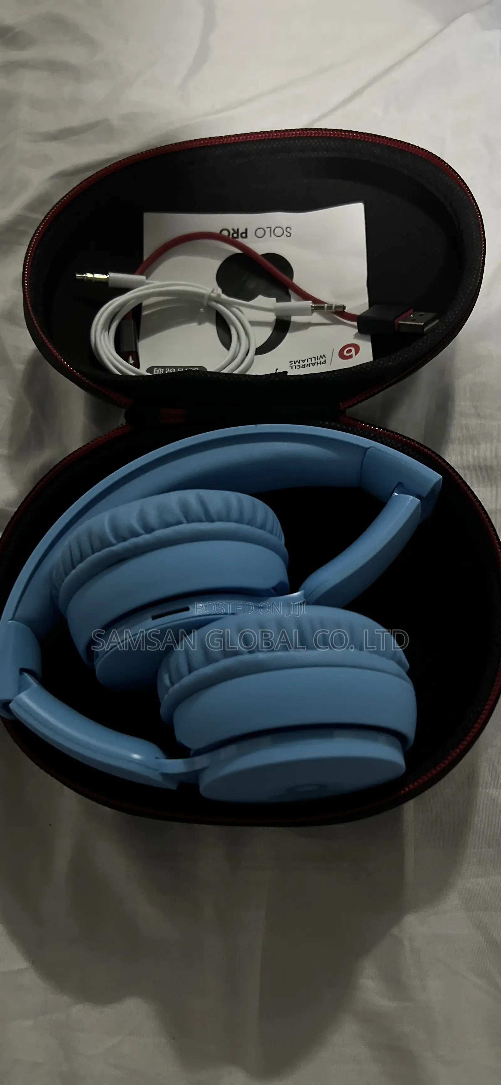 Bluetooth Headset (Beats Solo Pro)