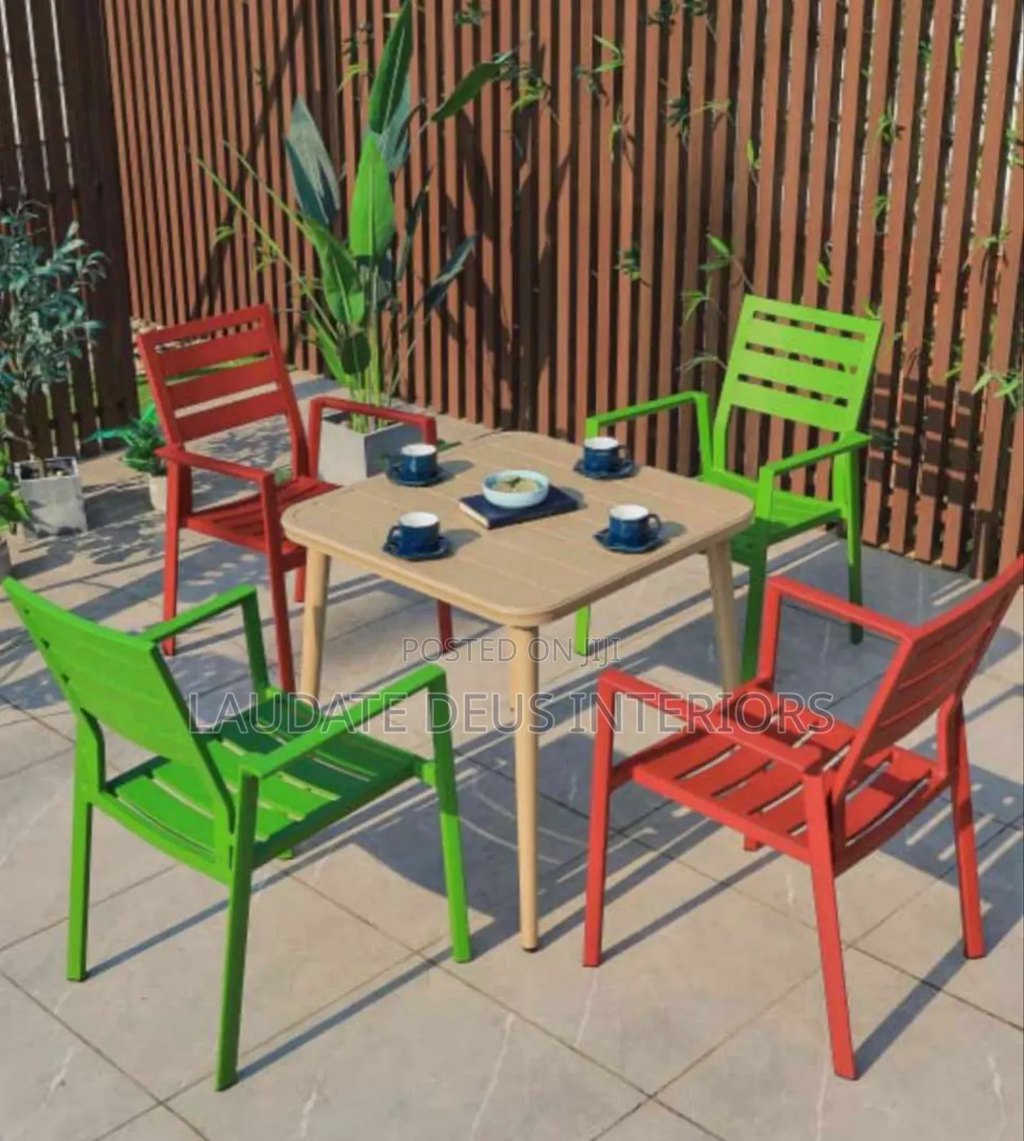 Classic 4 Seaters Garden Chairs With Table