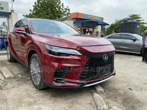 Lexus RX 350 2024 Red