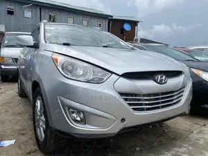 Hyundai Tucson 2011 Silver