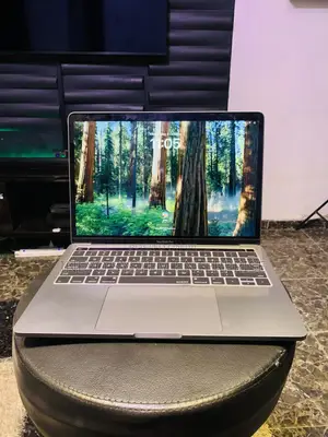 Laptop Apple MacBook Pro 2020 16GB Intel Core I5 SSD 512GB
