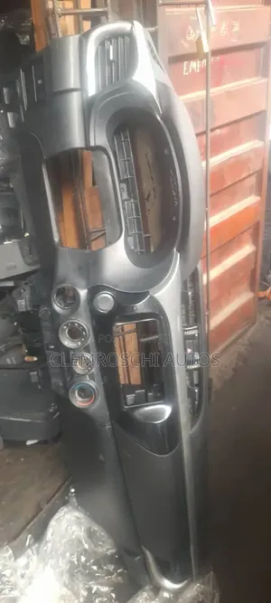 High Quality Certified Complete Dashboard Hilux 2018-2024