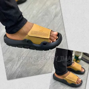 Slide in Luxury Croc