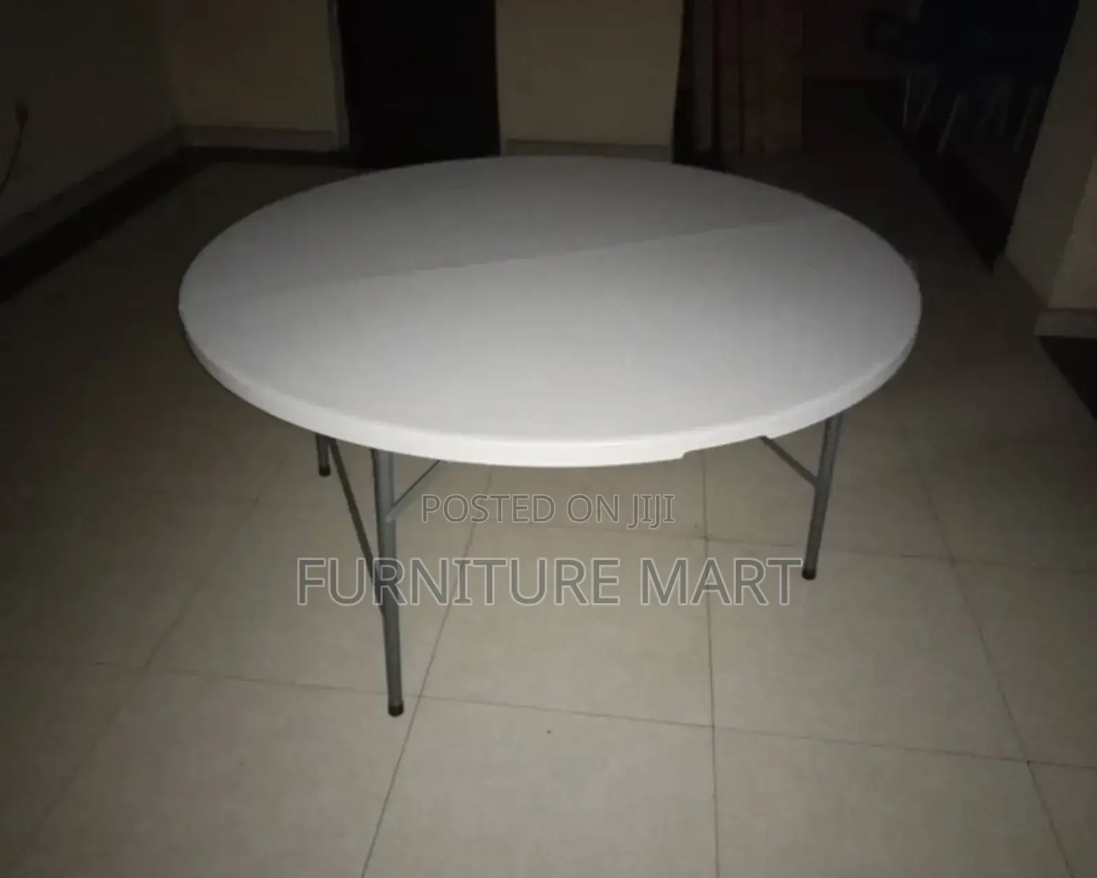 Banquet Table