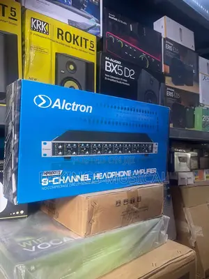 Photo - 8 Channel Alctron Headphone Amplifier Hp800v2