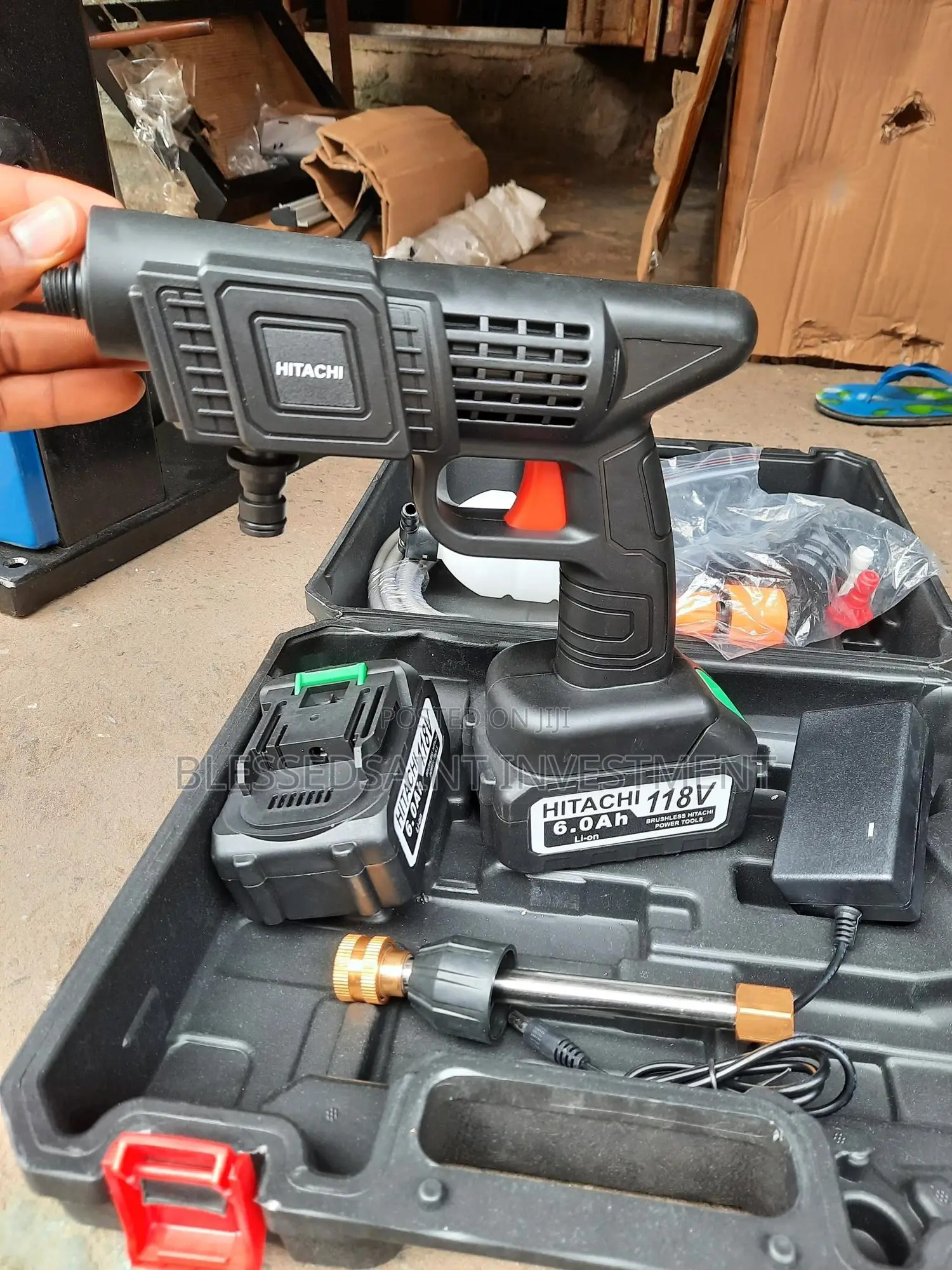 Hitachi Battery Pressure Washer 118v