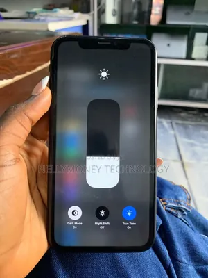 Apple iPhone XR 64 GB Black