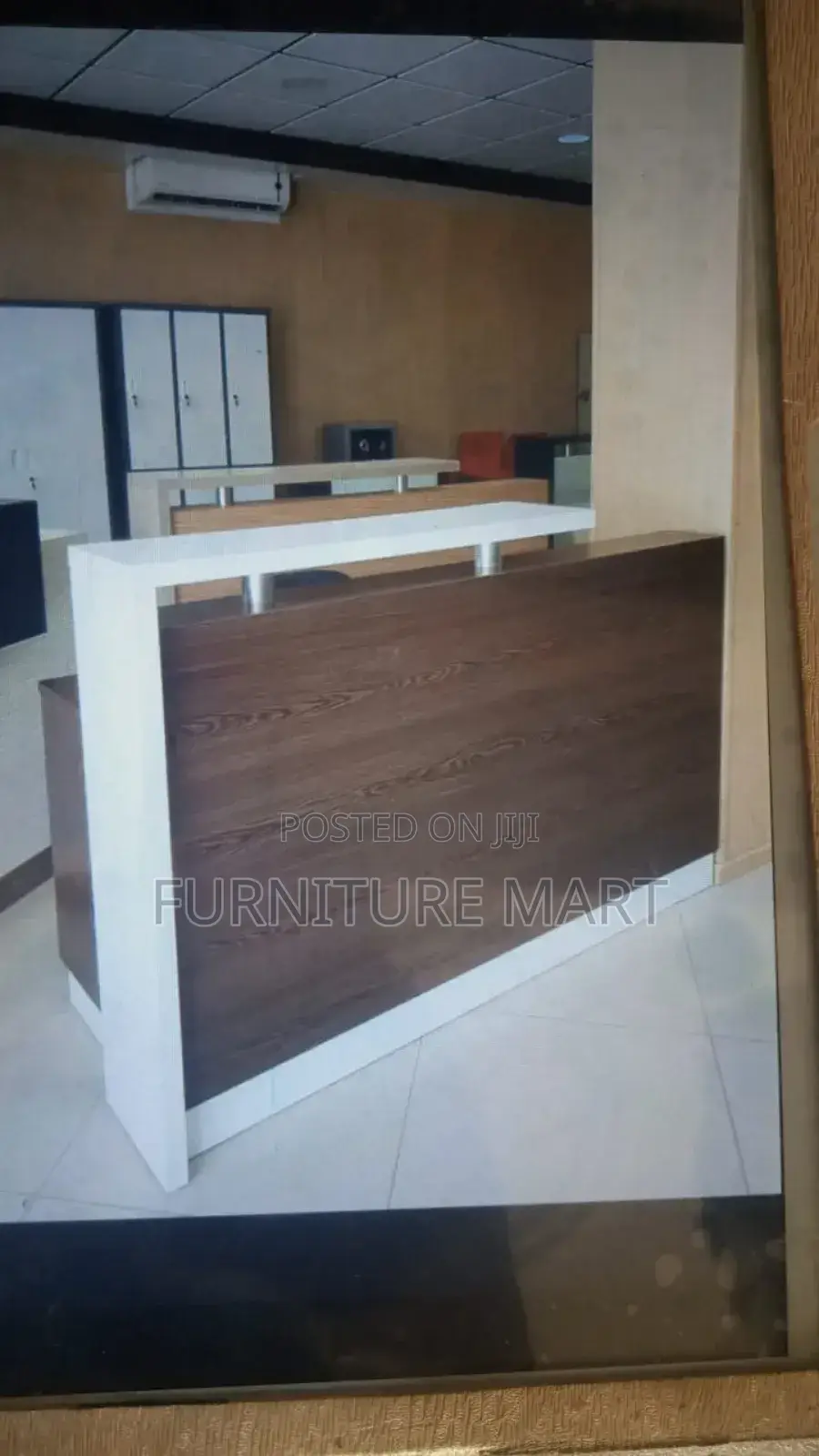 Receptionist Desk