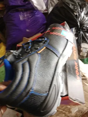 Safety Shoe