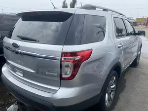 Ford Explorer 2013 Silver