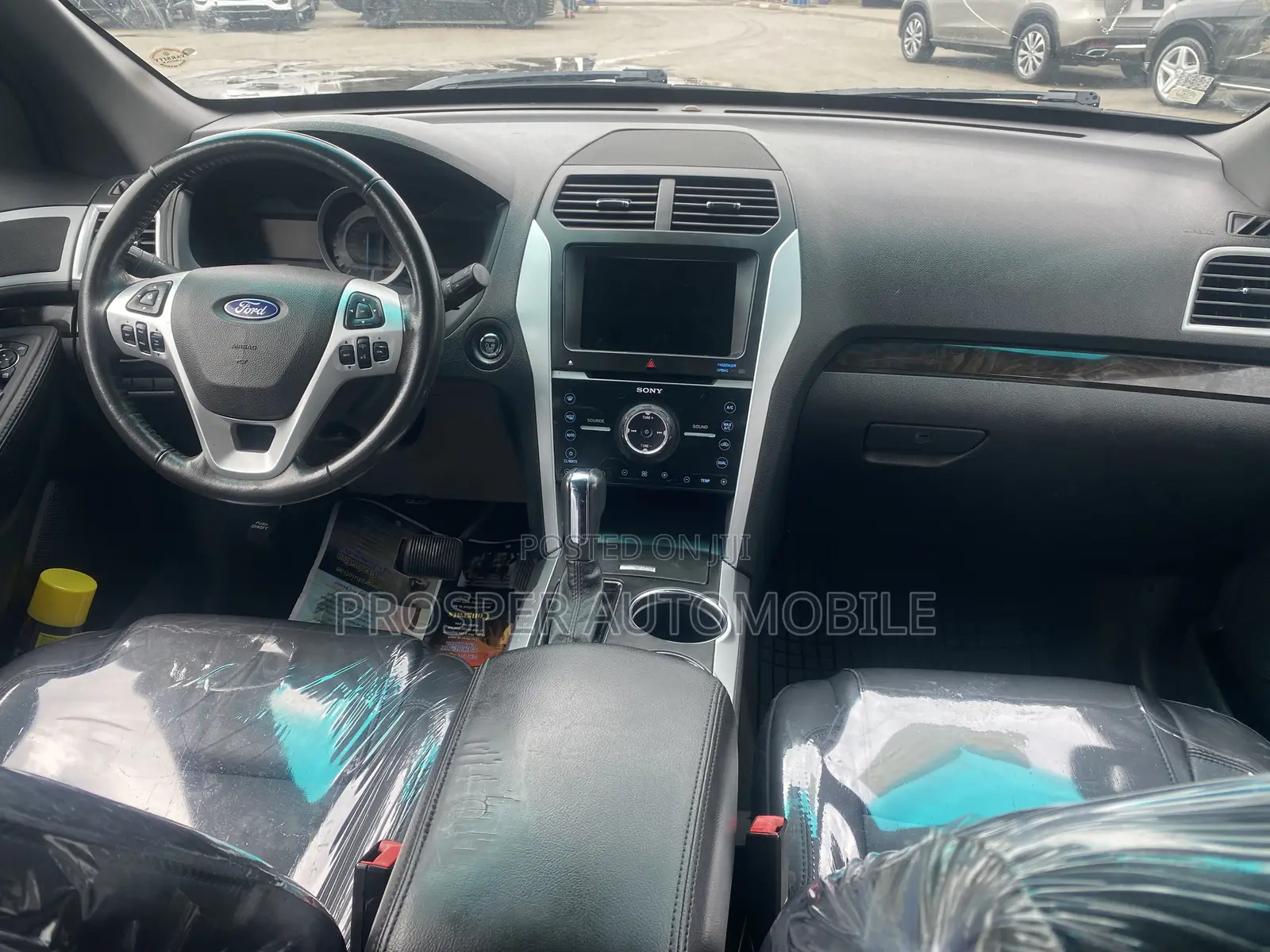 Ford Explorer 2013 Silver