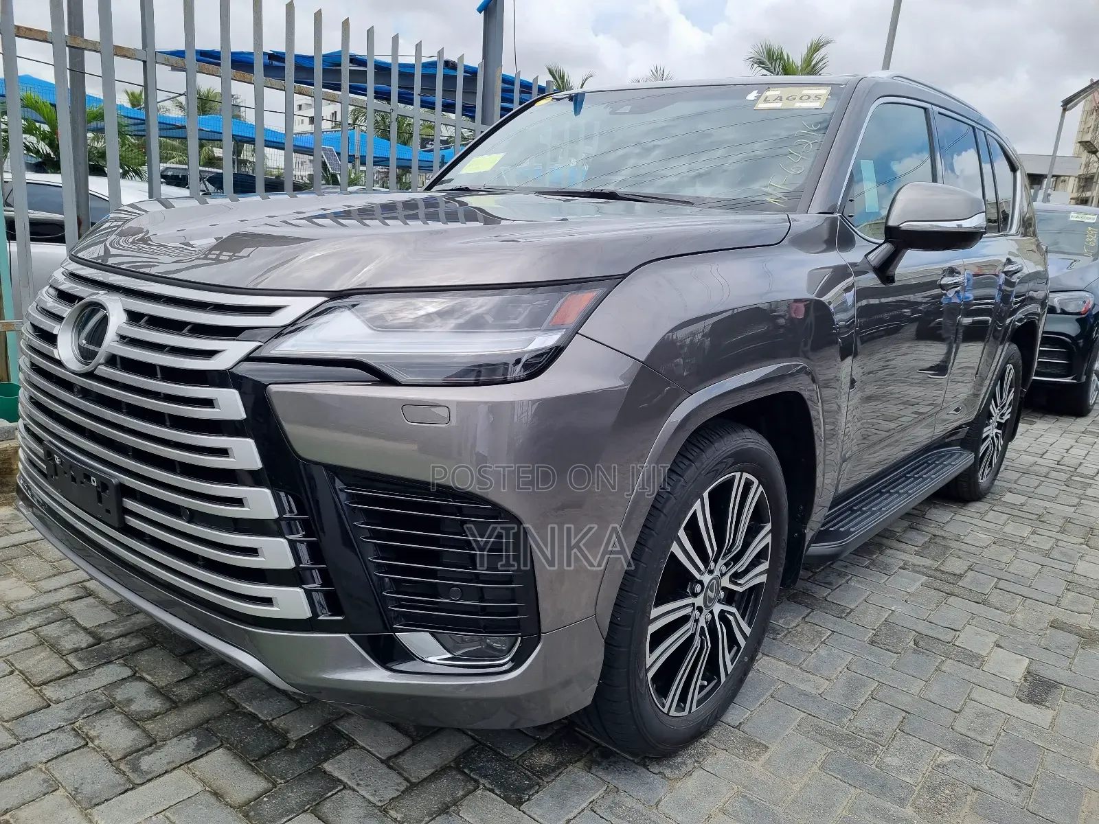 Lexus LX 2022 Gray