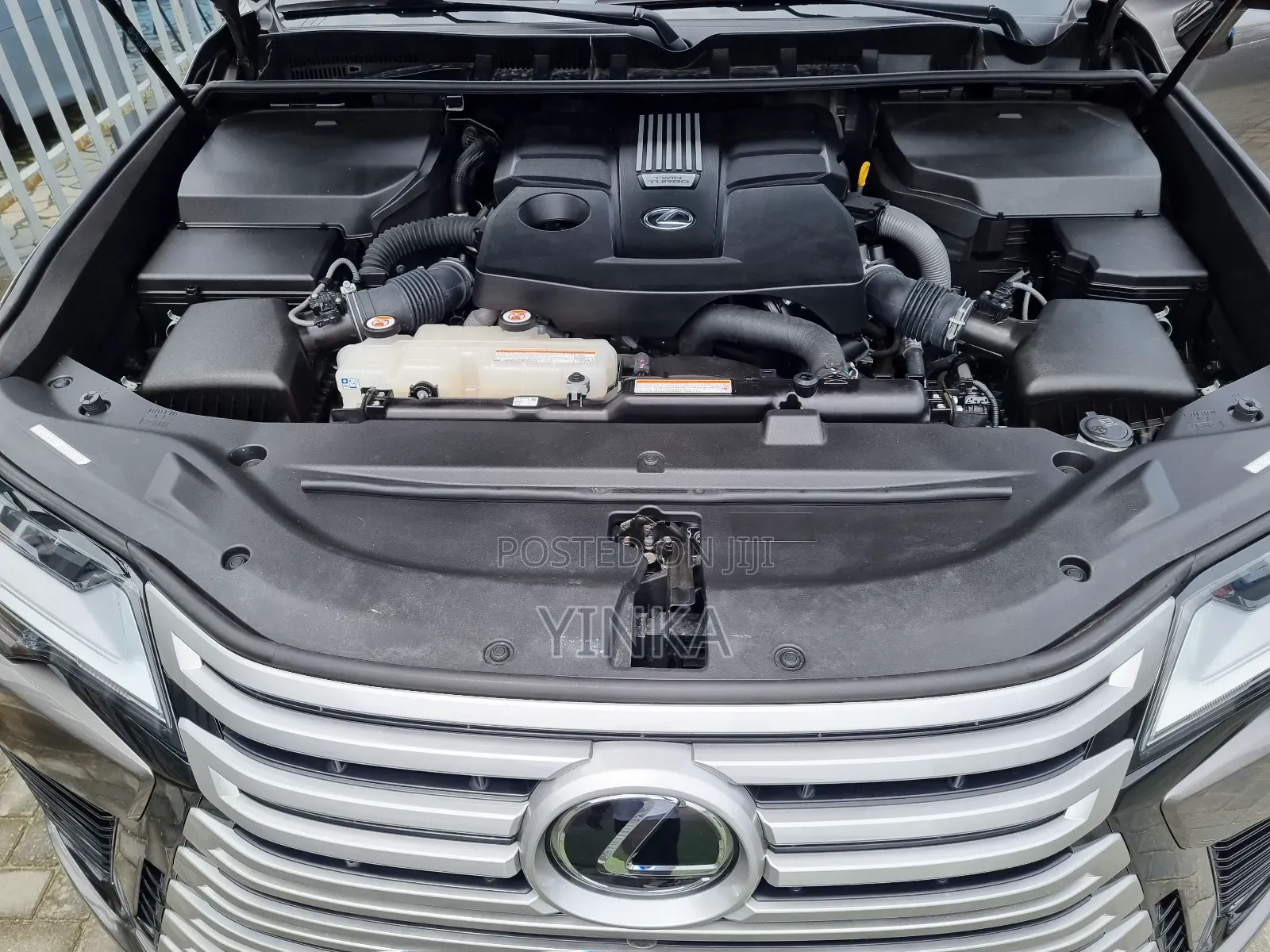 Lexus LX 2022 Gray
