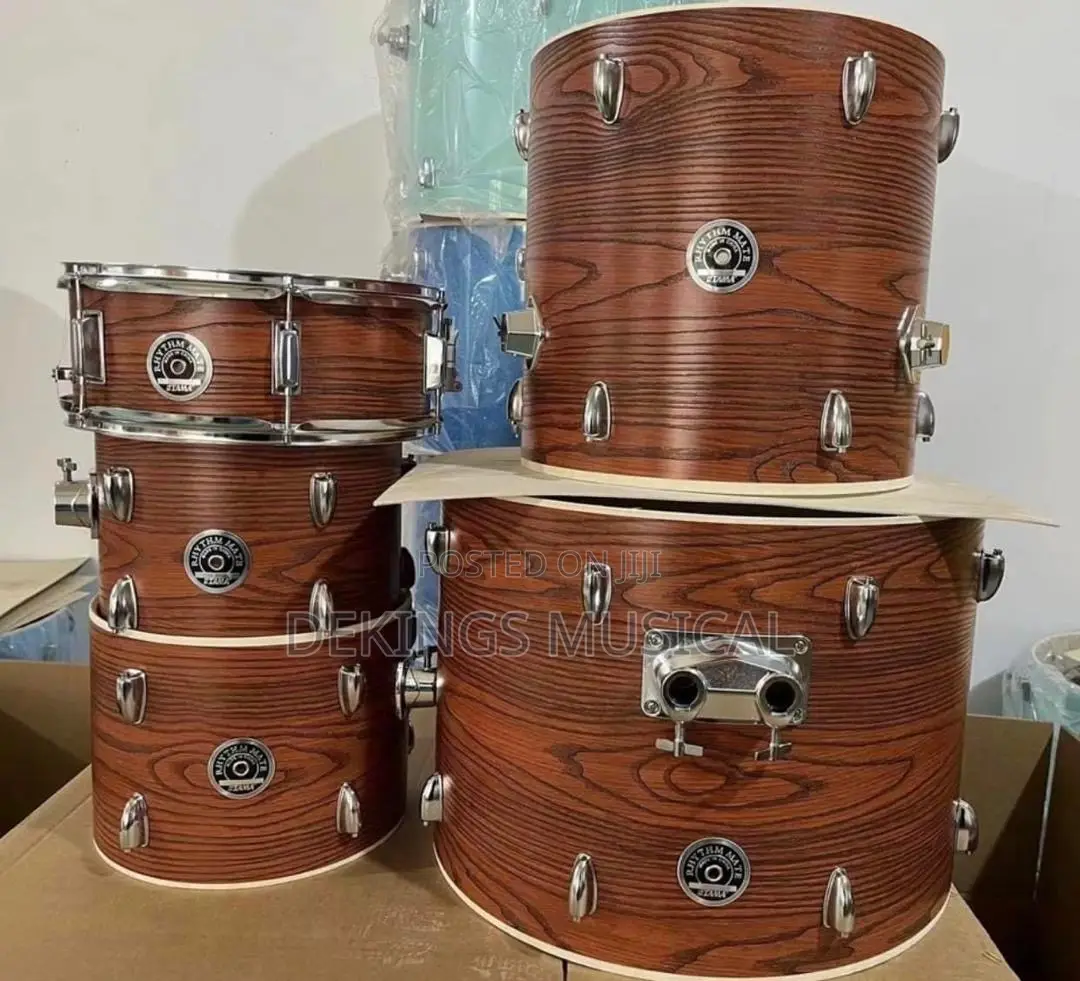 Yamaha 5 Piece Drum Set