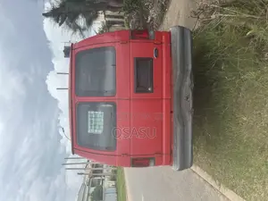 Ford E250 2007 Red