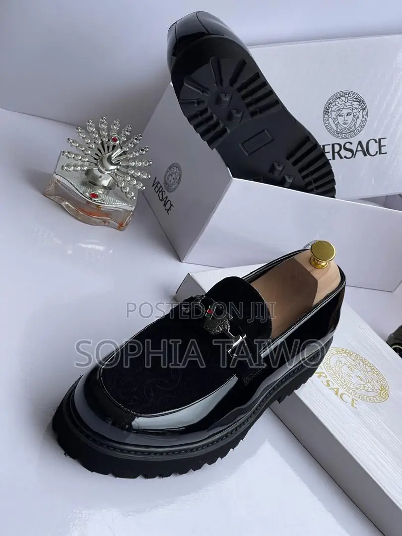Luxury Versace Shoe
