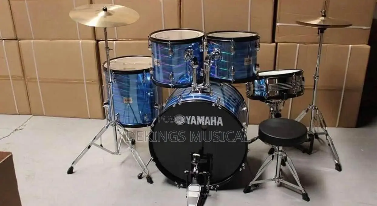Yamaha 5 Piece Drum Set