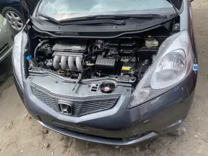 Honda Fit Automatic 2010 Gray