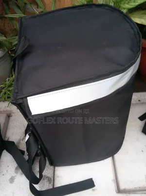 Portable Insulator Delivered Bag