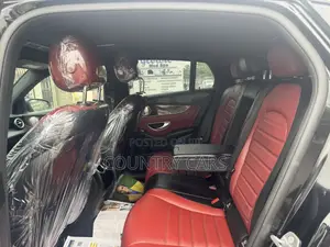 Mercedes-Benz C300 2017 Black
