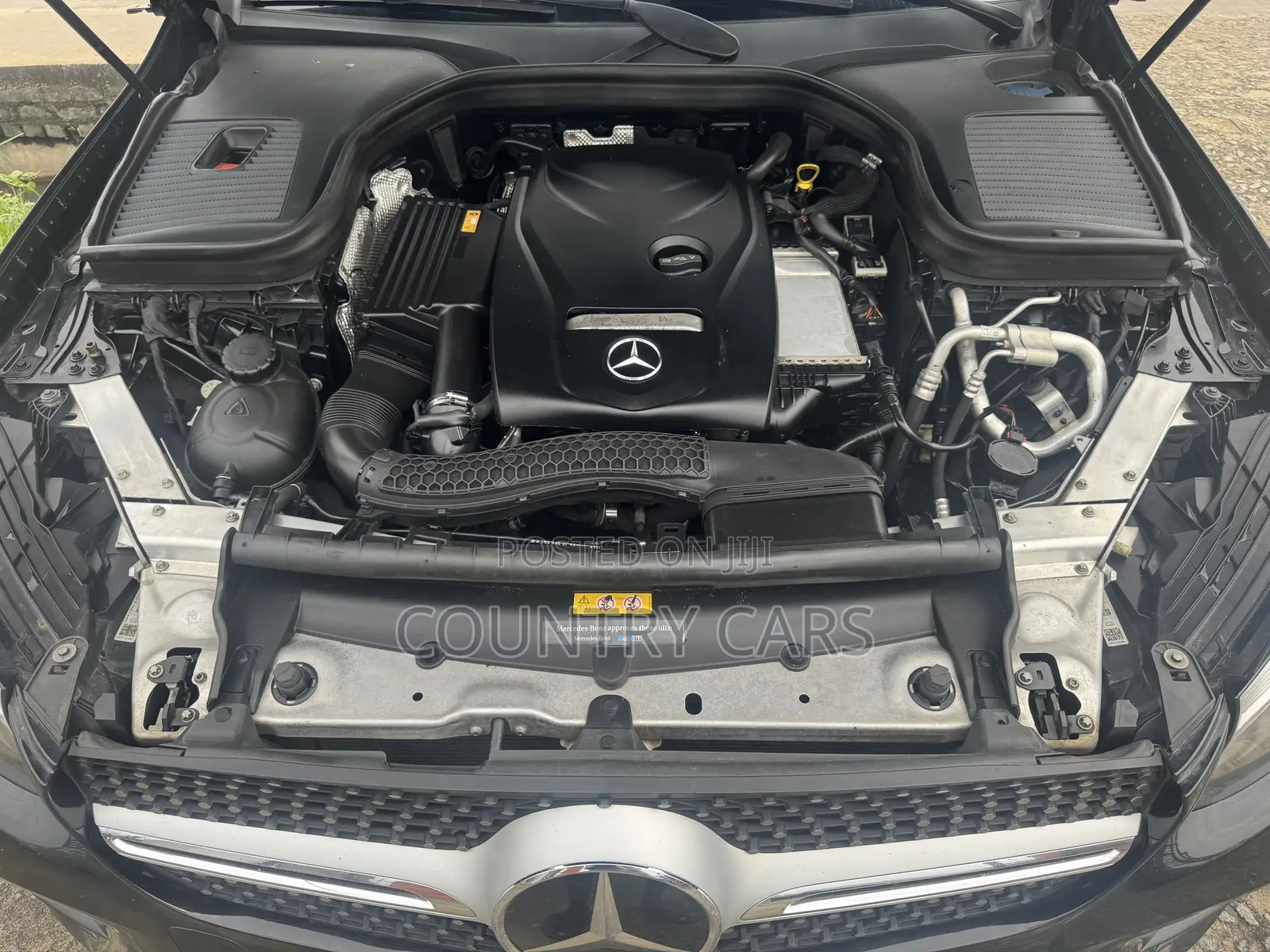 Mercedes-Benz C300 2017 Black