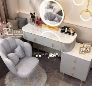 Foreign Dresser Set With 5 Drawers and Chair