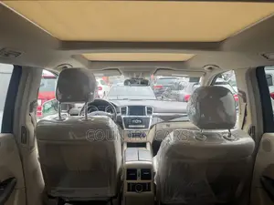Mercedes-Benz GL-Class 2015 Brown