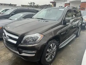 Mercedes-Benz GL-Class 2015 Brown