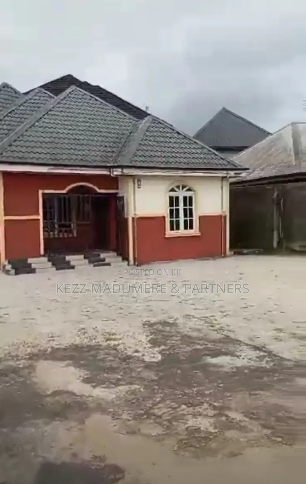 3bdrm Bungalow in Rumuahulu , Port for sale