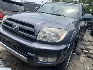 Toyota 4-Runner Limited V6 4x4 2005 Gray