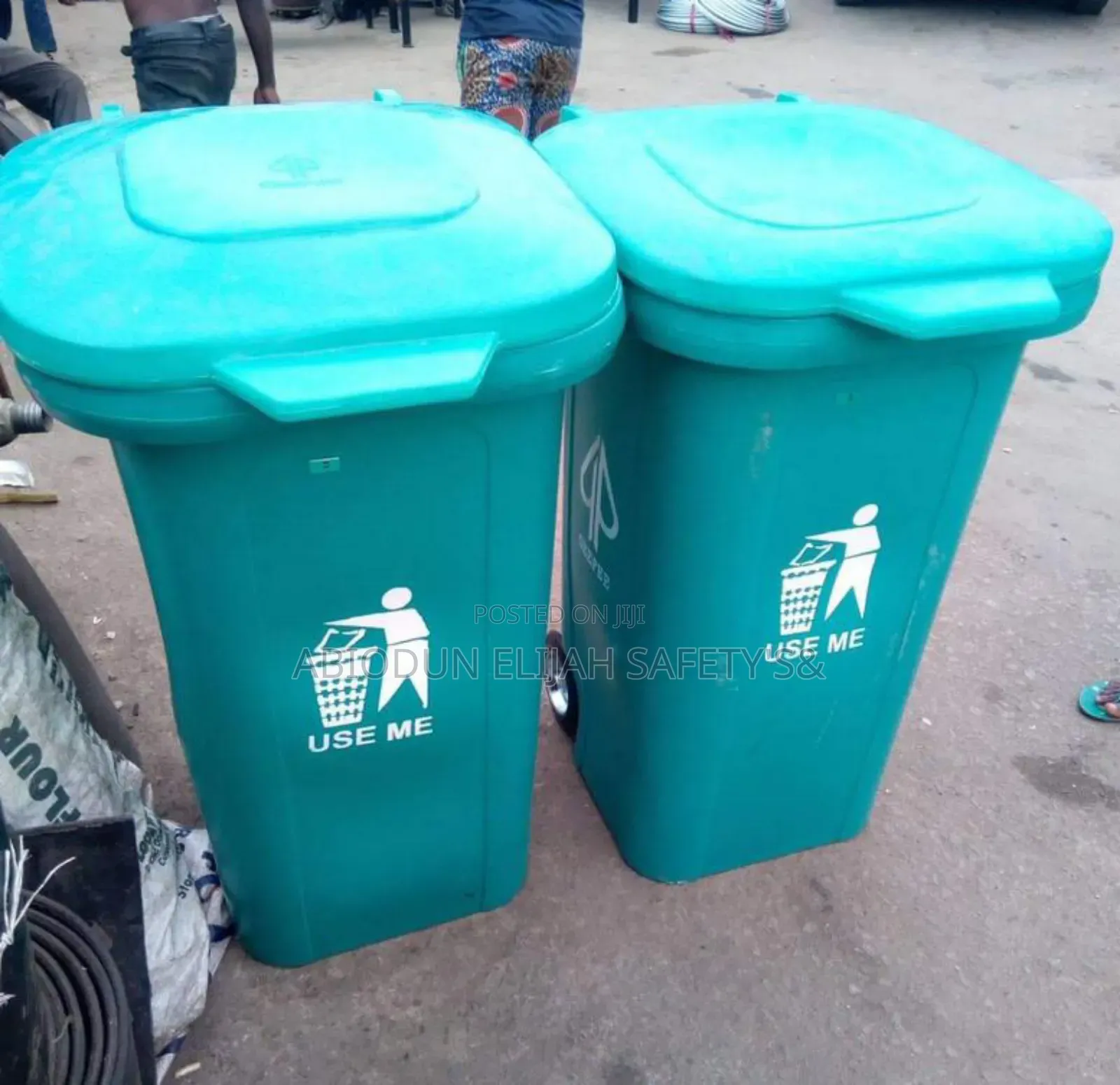 Geepee Dust Bin Wasted Bin Rubber 240l