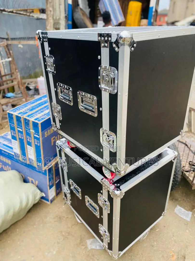 Amplifier and Equaliser Rack 12 Unit Covered