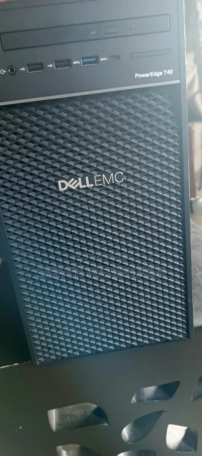 Server Dell PowerEdge T40 8GB Intel Xeon HDD 2T